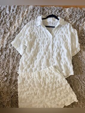 White Textured Two-Piece Chemise Set